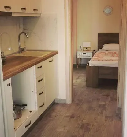 아파트 Agalmonis *